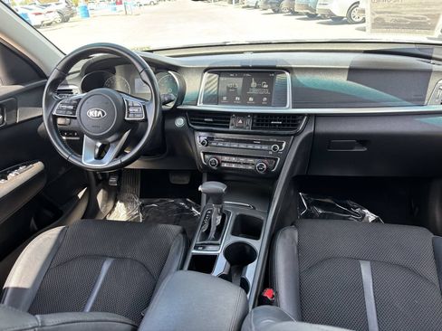 Used 2019 Kia Optima S FWD image 13