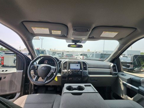 Used 2022 Ford F250 XLT AWD/4WD image 19