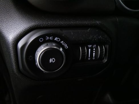 Used 2018 Jeep Wrangler Unlimited Sport S image 14