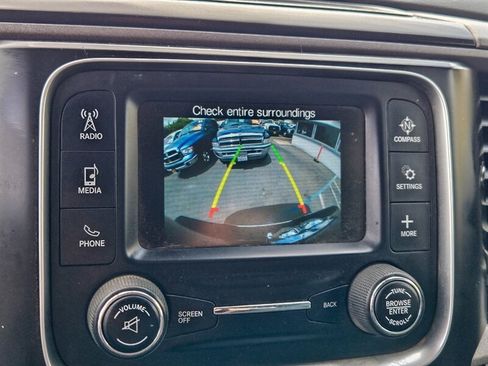 Used 2018 RAM 2500 Tradesman w/ Chrome Appearance Group AWD/4WD image 19
