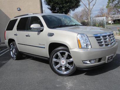 Used 2012 Cadillac Escalade Luxury