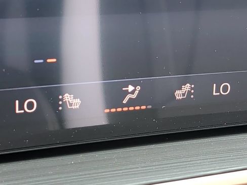 New 2026 Buick Envision Sport Touring AWD/4WD image 32