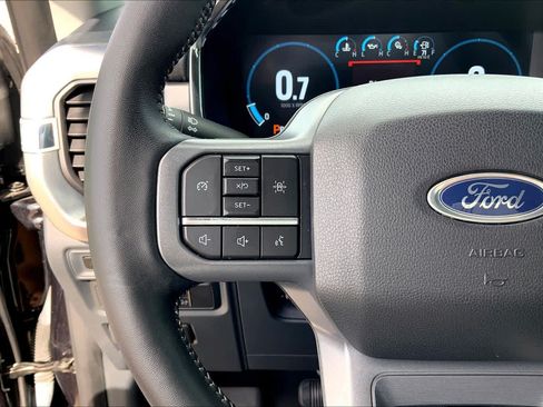 Used 2022 Ford F150 Lariat AWD/4WD image 24