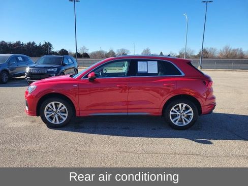 Used 2024 Audi Q3 2.0T Premium image 3