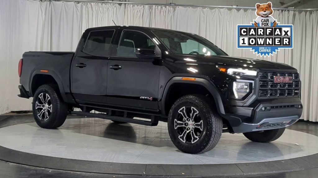 Used 2023 GMC Canyon AT4 w/ AT4 Premium Package AWD/4WD image 2