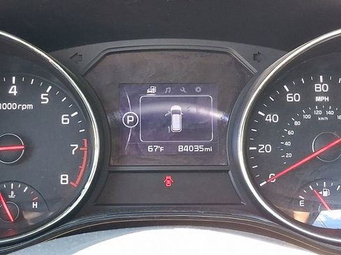 Used 2018 Kia Sedona EX FWD image 20
