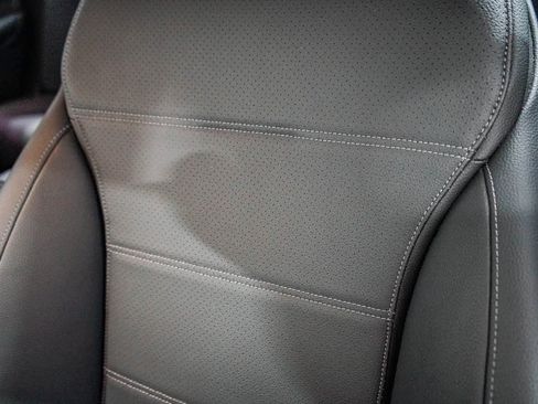 Used 2025 Mercedes-Benz C 300 Sedan image 26