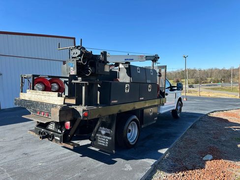 Used 2017 Ford F350 XL w/ XL Value Package image 4