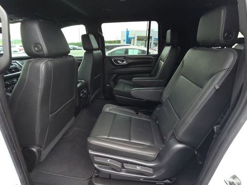 Used 2021 Chevrolet Suburban LT AWD/4WD image 28