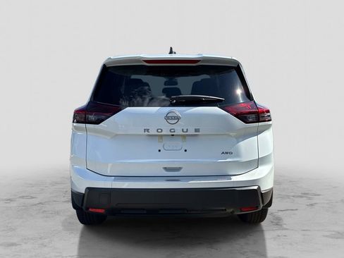 New 2026 Nissan Rogue SV AWD/4WD image 3