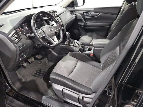 Used 2020 Nissan Rogue S w/ Special Edition Package image 9