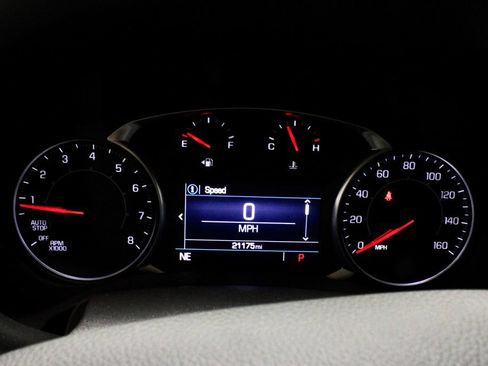 Used 2023 GMC Terrain SLE FWD image 27