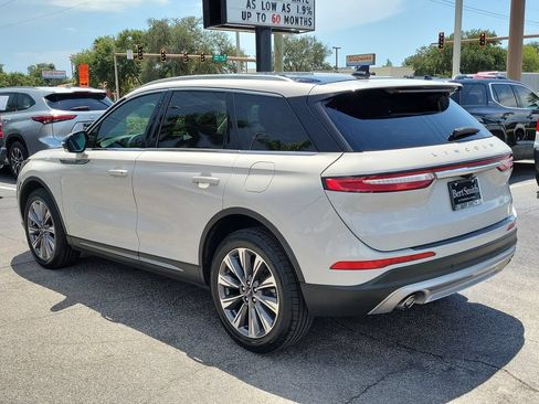 Used 2020 Lincoln Corsair Reserve w/ Elements Package FWD image 4