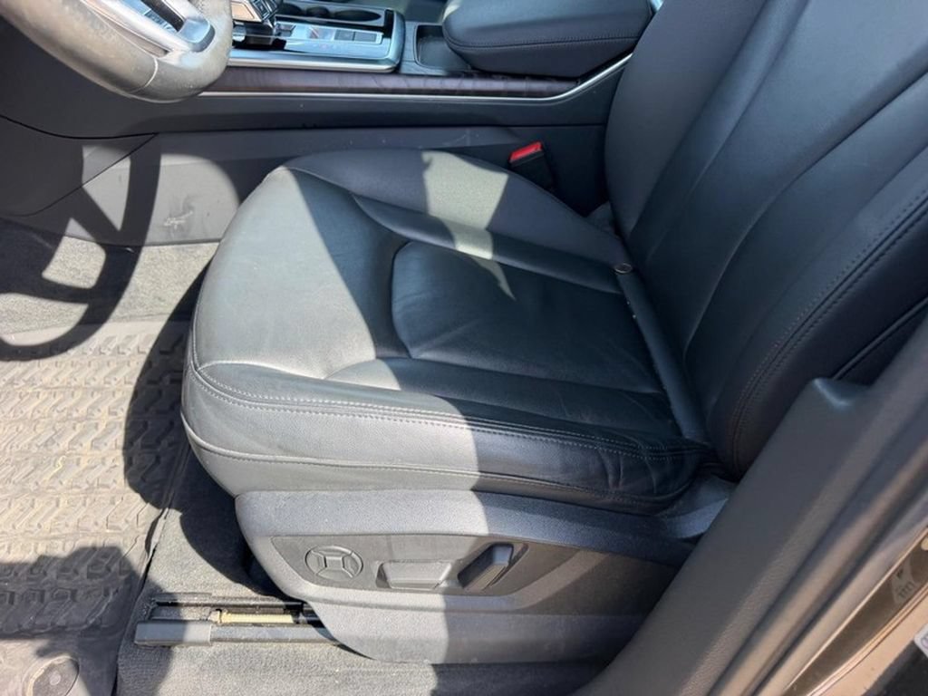 Used 2020 Audi Q7 3.0T Premium AWD/4WD image 21