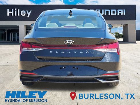 Certified 2023 Hyundai Elantra SEL w/ Cargo Package image 6