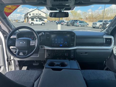 Used 2023 Ford F350 XLT w/ XLT Premium Package AWD/4WD image 32