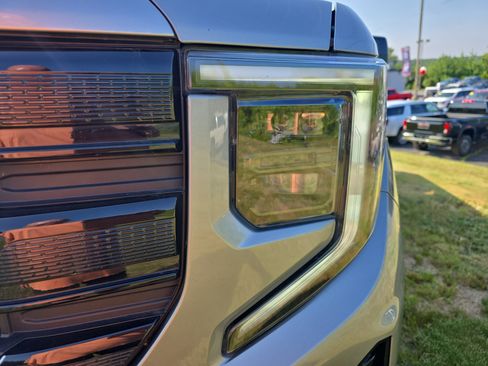 Used 2026 GMC Sierra 1500 Elevation AWD/4WD image 10