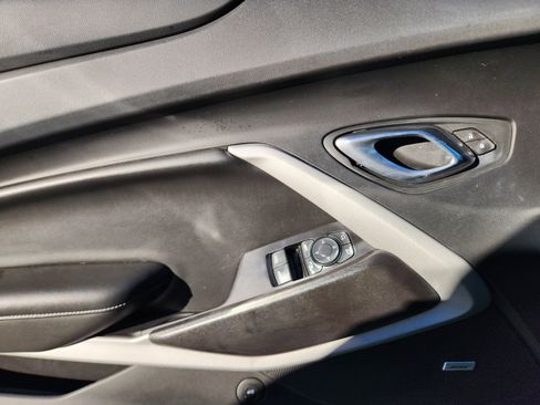 Used 2020 Chevrolet Camaro LT w/ RS Package image 34