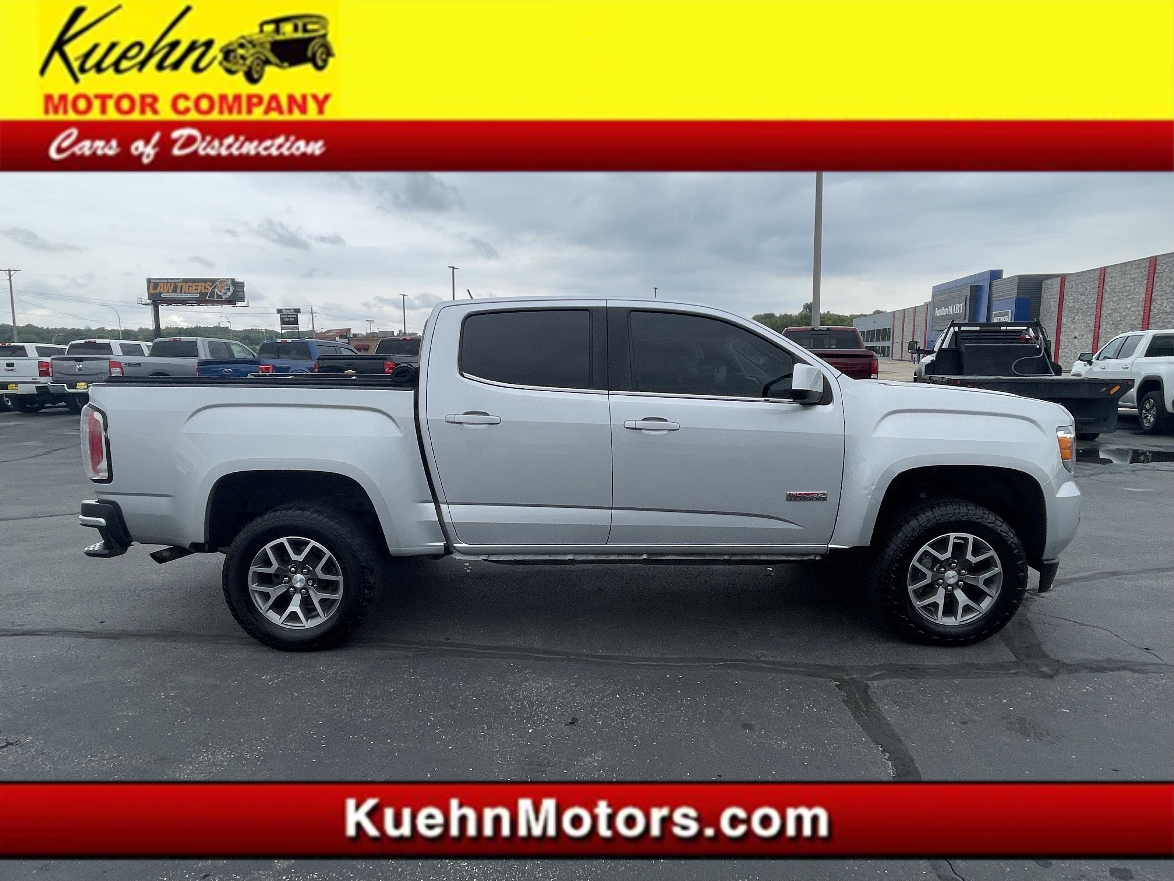 Used 2017 GMC Canyon SLE w/ All Terrain Package AWD/4WD image 1