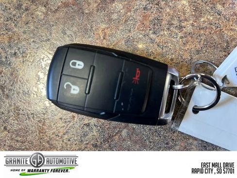Used 2024 RAM 2500 Big Horn AWD/4WD image 30
