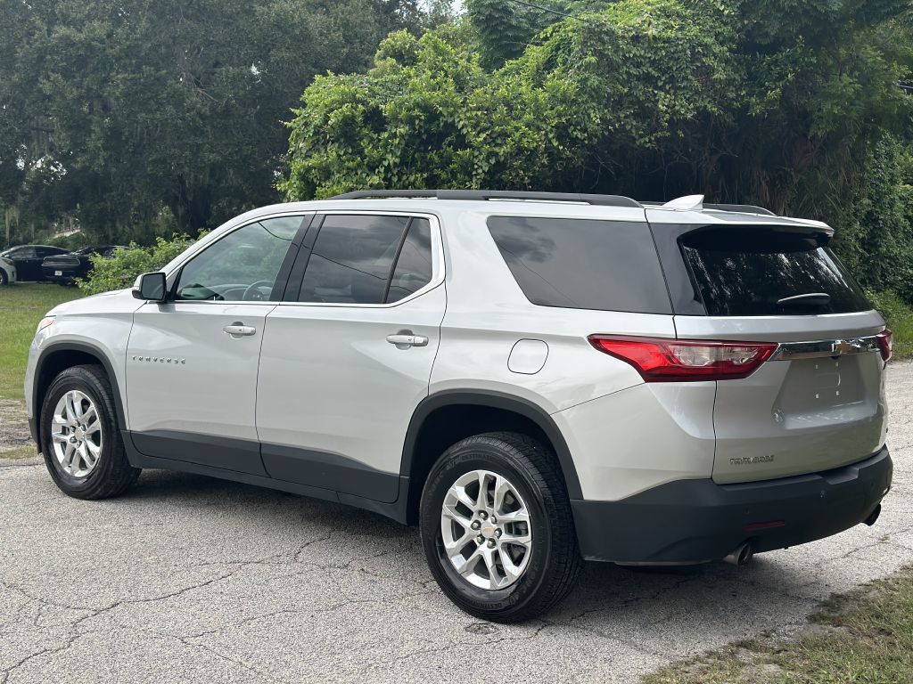 Used 2020 Chevrolet Traverse LT FWD image 14