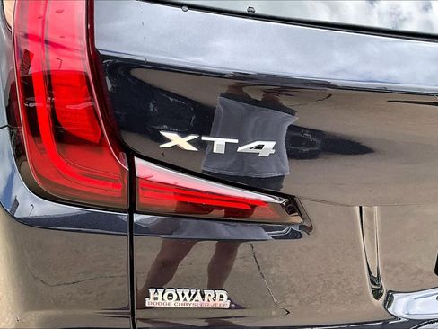 Used 2023 Cadillac XT4 Premium Luxury FWD image 29