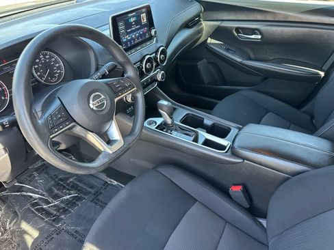 Certified 2023 Nissan Sentra SV FWD image 11