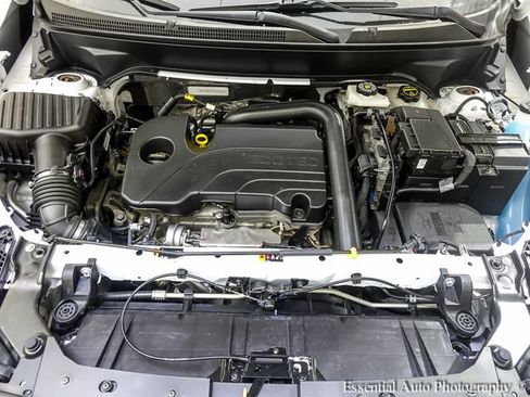 Used 2024 GMC Terrain SLE FWD image 25