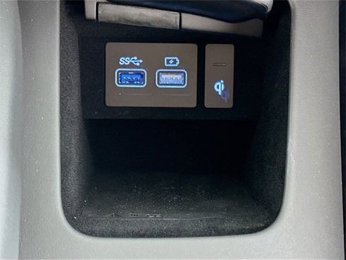 Used 2025 Genesis GV70 2.5T image 19