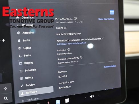 Used 2019 Tesla Model 3 Standard Range image 15