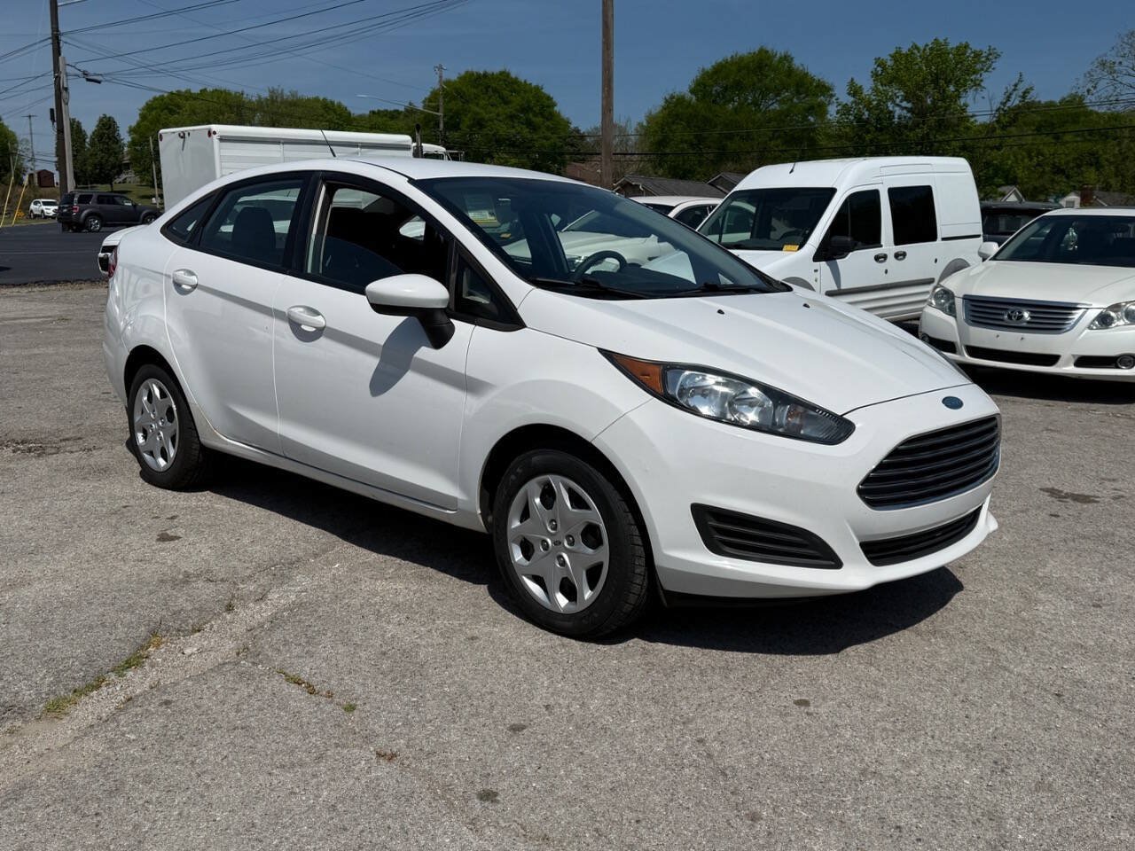 Used 2017 Ford Fiesta S FWD image 27
