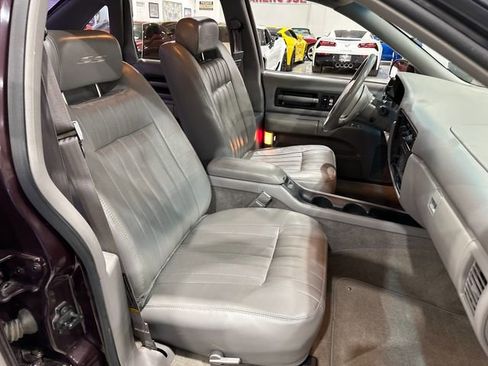 Used 1995 Chevrolet Impala SS image 13