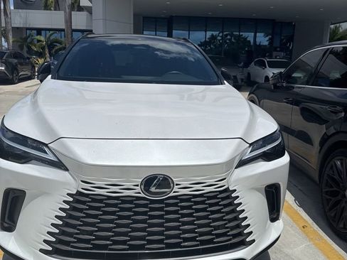 Used 2025 Lexus RX 350h w/ Accessory Package (K3) AWD/4WD image 2