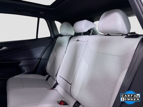 Used 2022 Volkswagen ID.4 Pro S w/ Gradient Package image 24