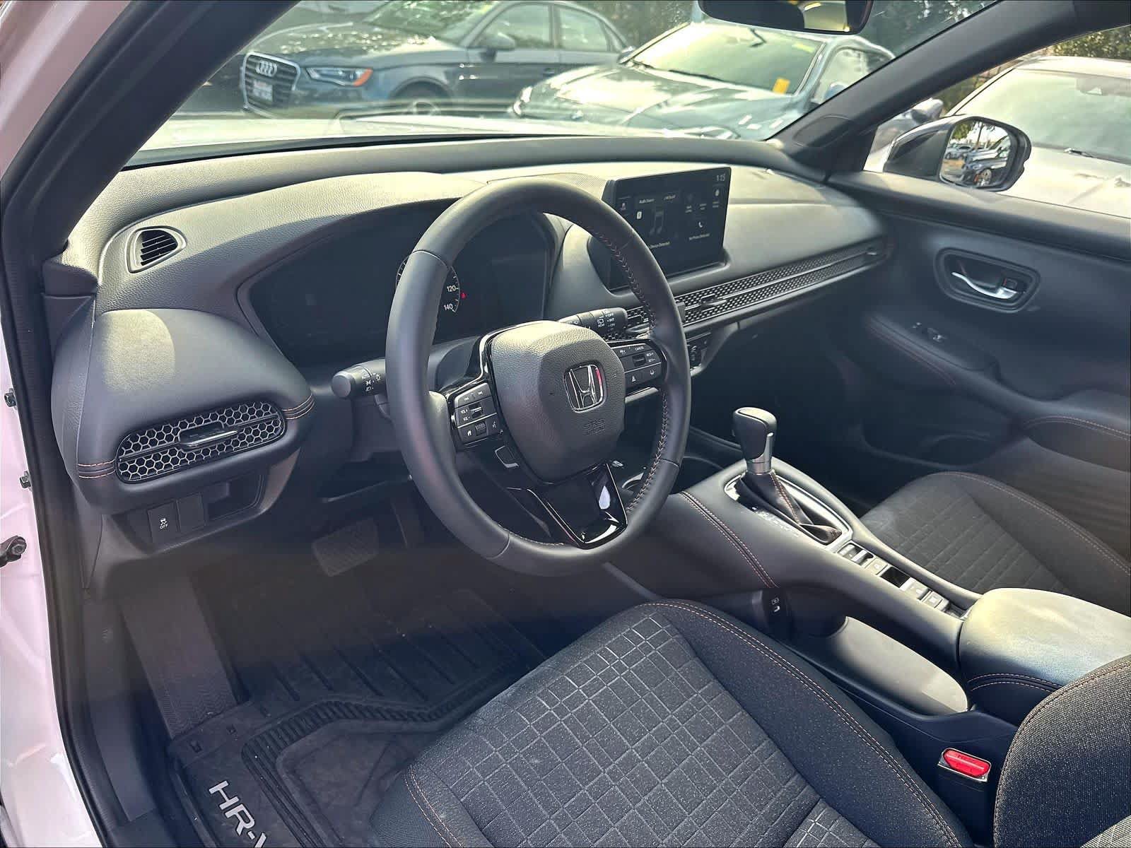 Used 2027 Honda HR-V Sport image 20
