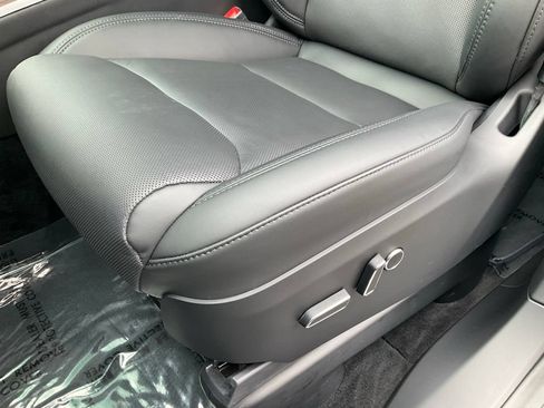 Used 2023 Tesla Model X AWD/4WD image 16