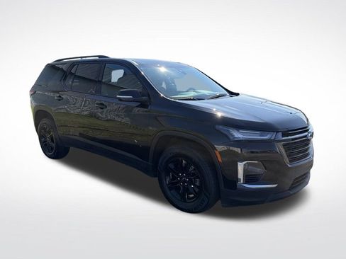 Used 2024 Chevrolet Traverse LT FWD image 3