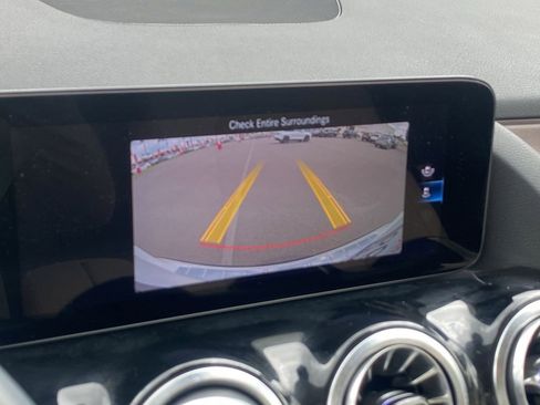 Used 2023 Mercedes-Benz GLA 250 4MATIC image 8