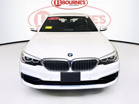 Used 2019 BMW 530e xDrive w/ Convenience Package image 7
