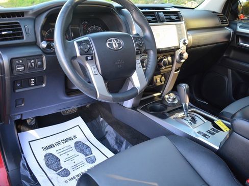 Used 2020 Toyota 4Runner SR5 Premium w/ Moonroof Package image 11