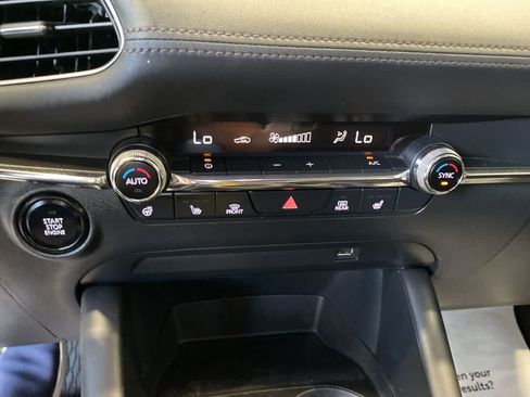 Used 2020 MAZDA MAZDA3 Sedan w/ Select Package FWD image 20