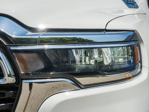 New 2026 RAM 1500 Big Horn AWD/4WD image 13