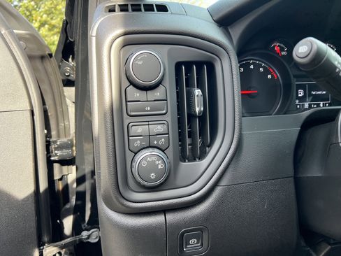 New 2026 Chevrolet Silverado 2500 Custom w/ Custom Value Package image 18