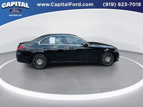 Used 2025 Mercedes-Benz C 300 4MATIC Sedan image 9