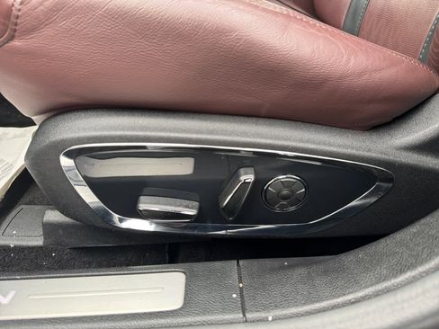 Used 2018 Lincoln MKZ Black Label w/ Technology Package image 15