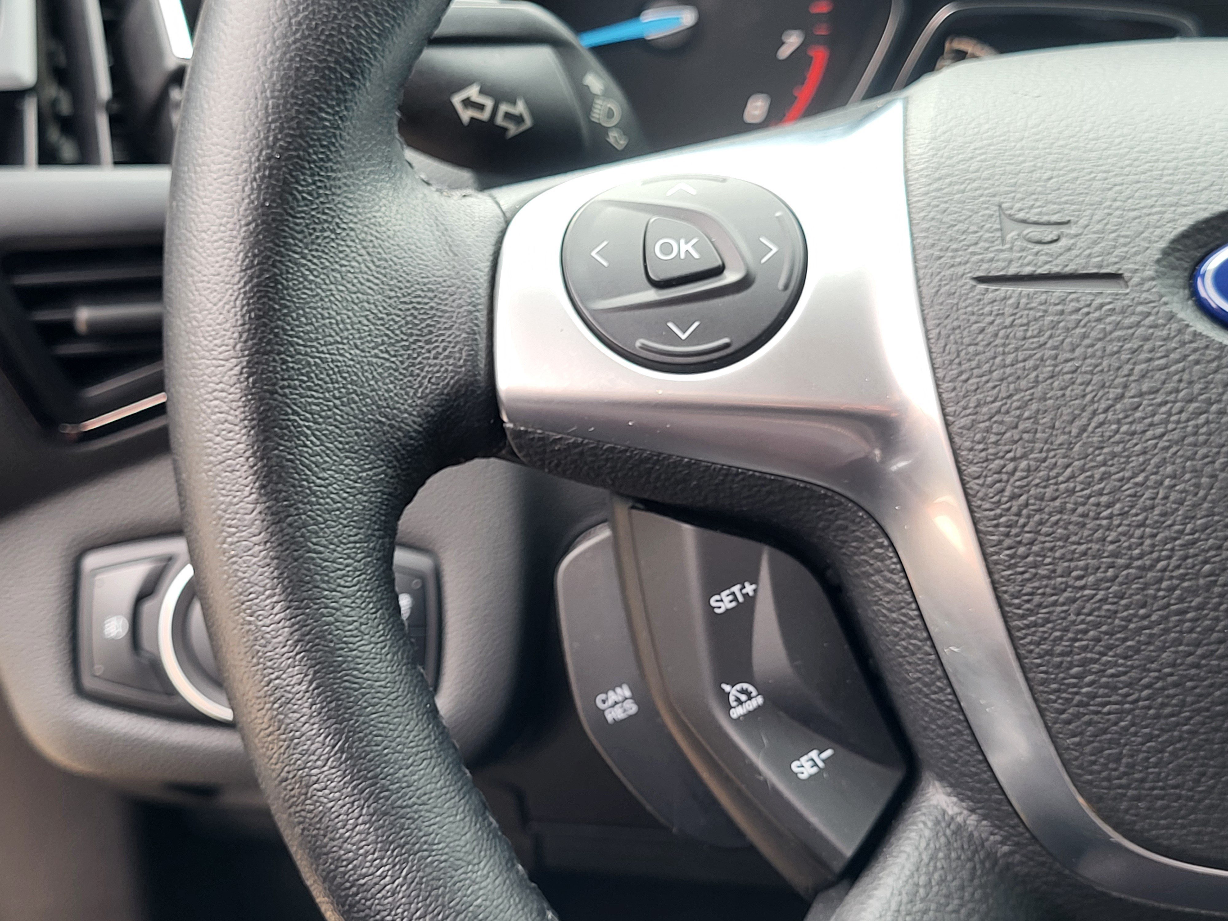Used 2015 Ford Escape Titanium AWD/4WD image 14