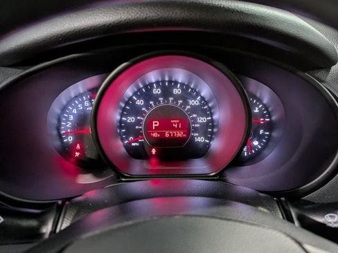 Used 2017 Kia Soul image 33