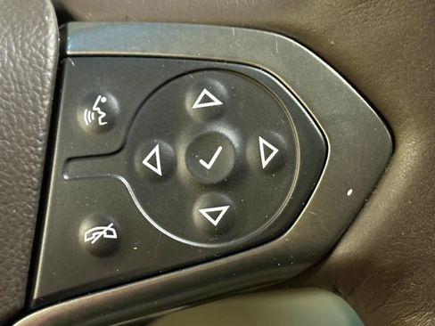 Used 2017 Chevrolet Tahoe Premier image 39