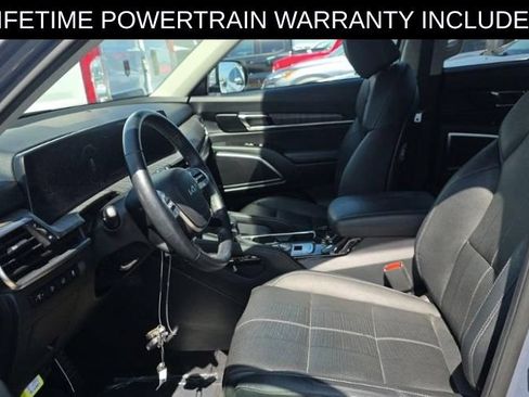 Used 2025 Kia Telluride SX FWD image 5