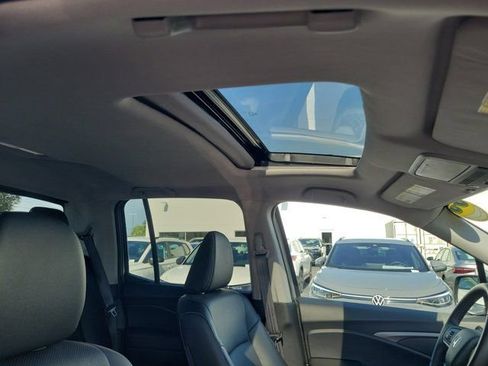 Used 2025 Honda Ridgeline RTL image 8